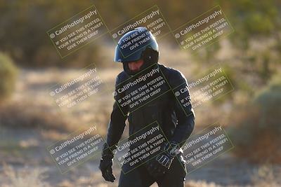 media/Oct-06-2024-Race Pace (Sun) [[d7d39ec7ad]]/1-Turn 10 (730am)/